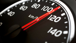 is-the-speedometer-reliable-in-telling-me-my-vehicles-real-time-speed